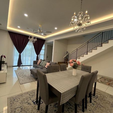Homestay 3Br Near Setia Alam 샤알람 외부 사진