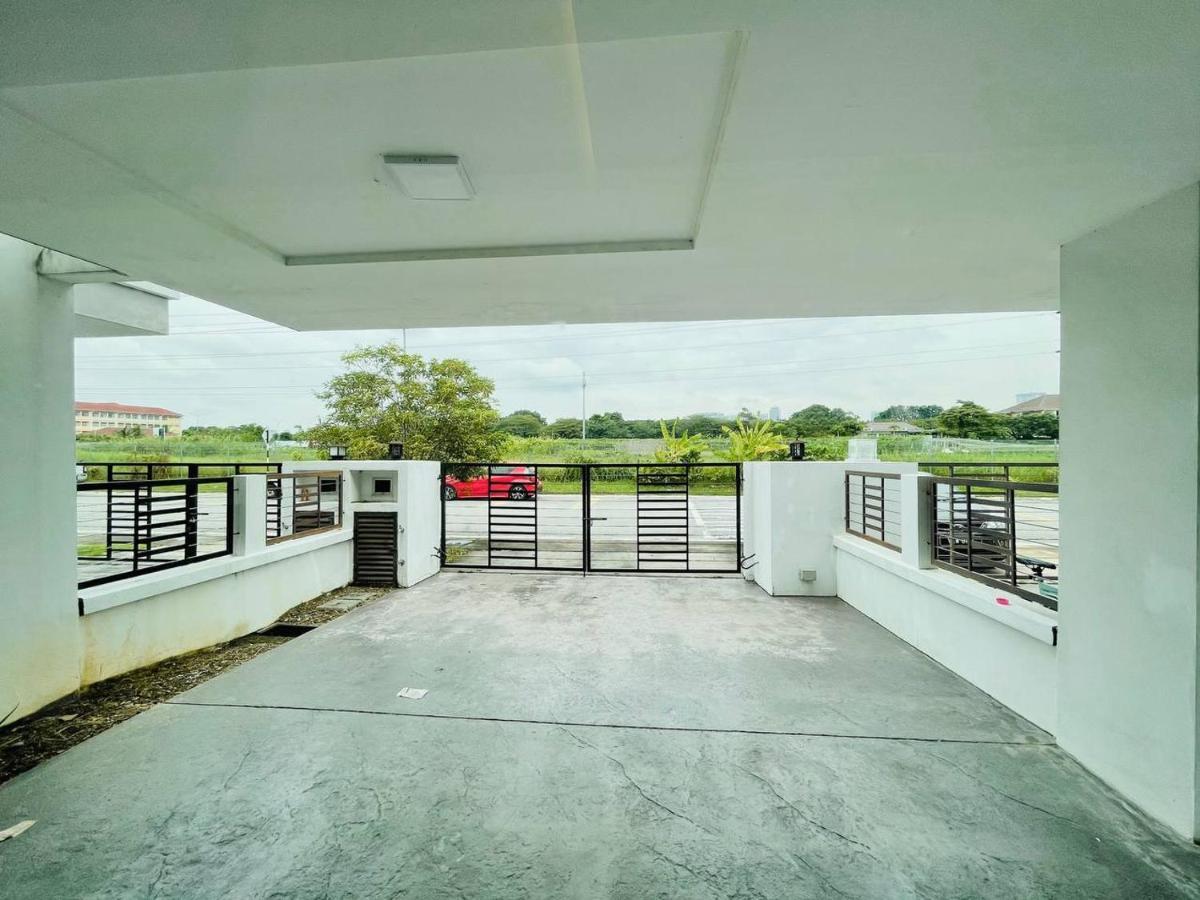 Homestay 3Br Near Setia Alam 샤알람 외부 사진